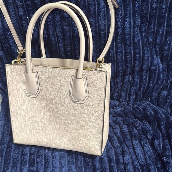 Michael Kors Cream Satchel with Structured Design and Top Handles - Picture 2 of 3